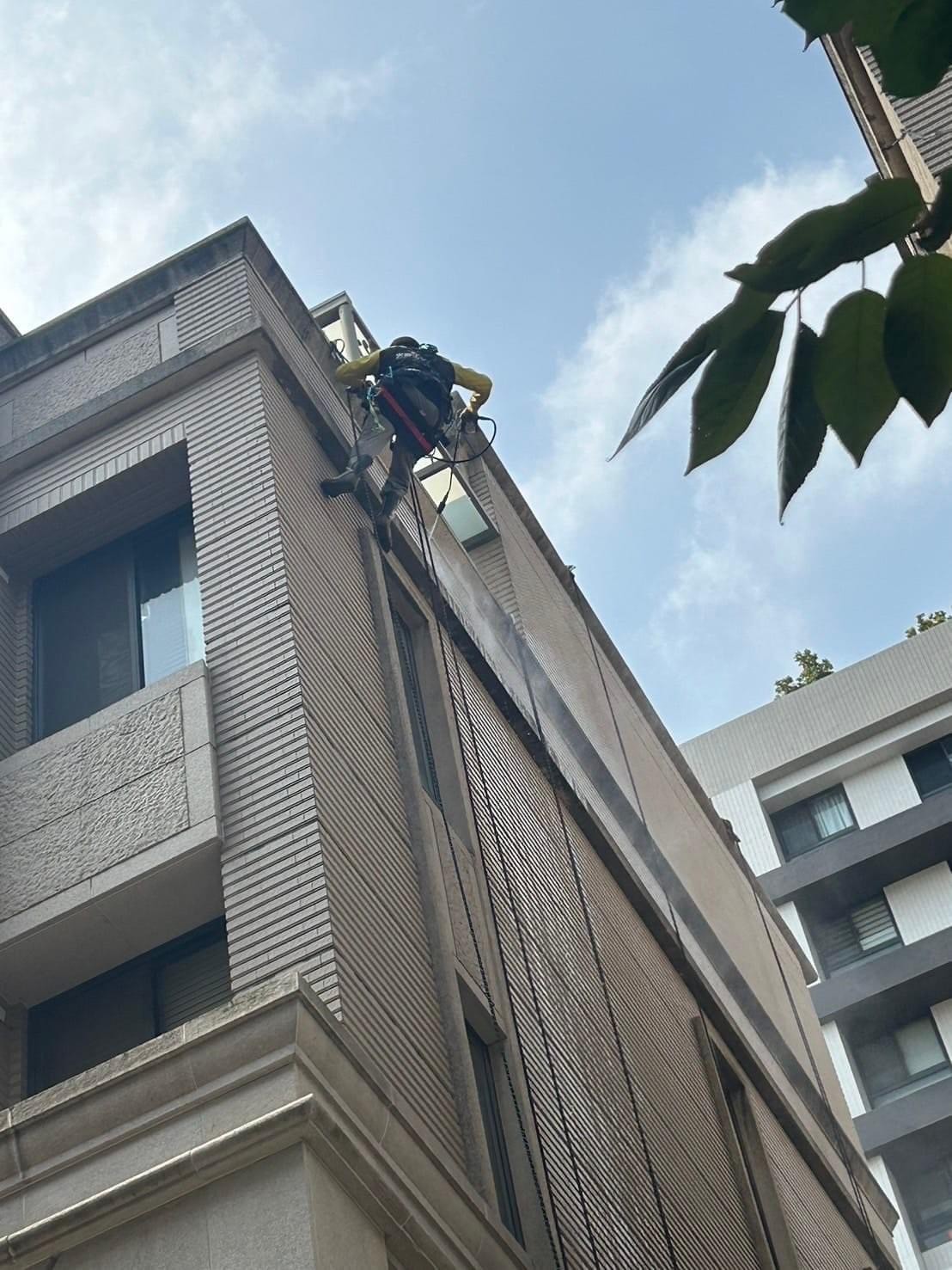 彰化高空蜘蛛人外牆清洗